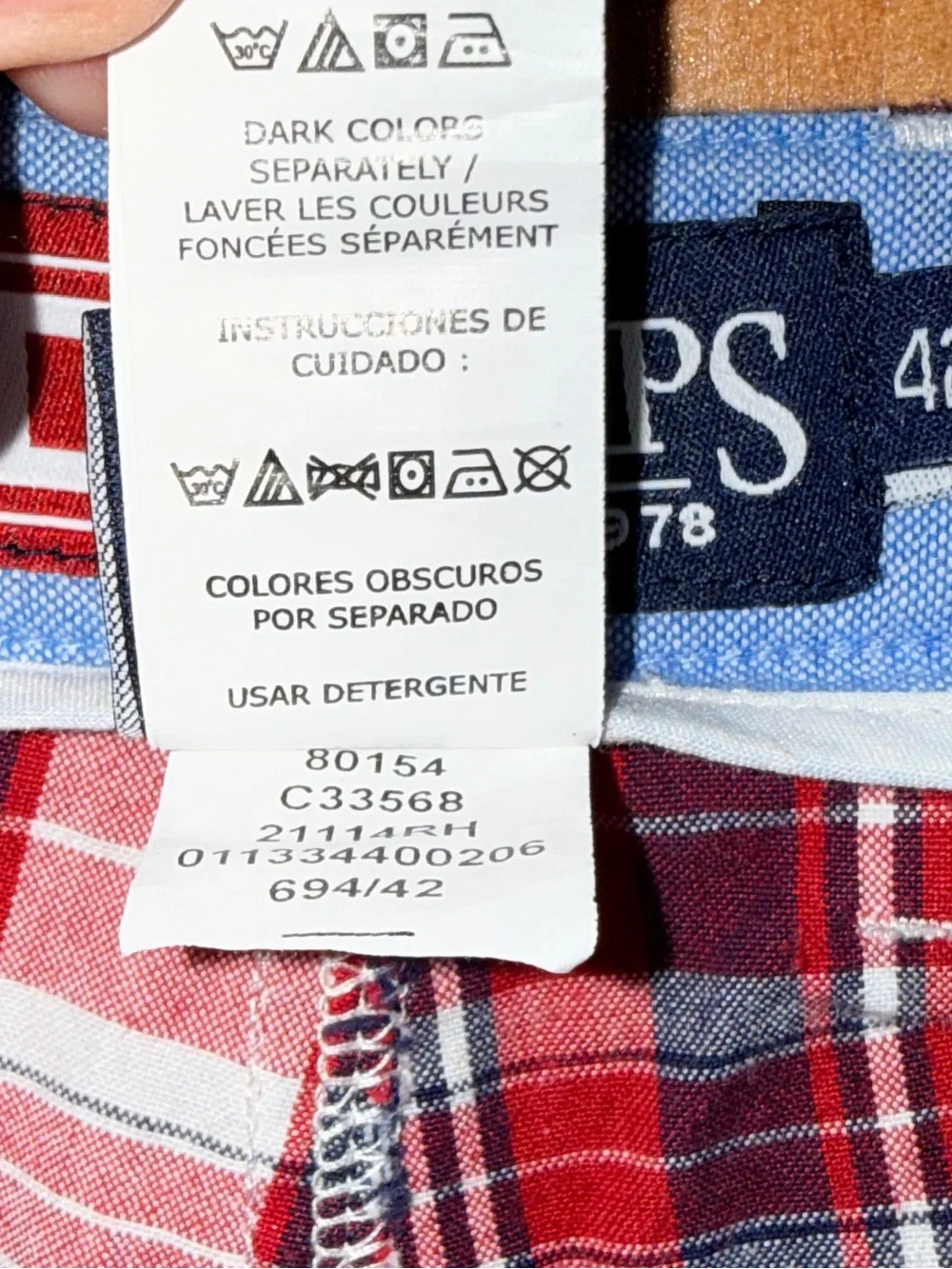Chaps Men’s Red White and Navy Plaid Men's Flat Front Shorts42-EC